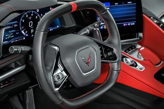 Photo of 2022 Arctic White Chevrolet Corvette