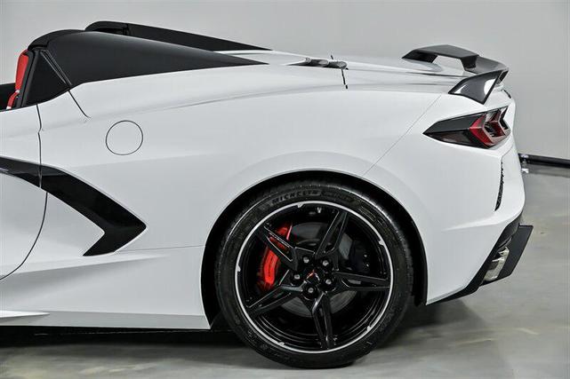 Photo of 2022 Arctic White Chevrolet Corvette