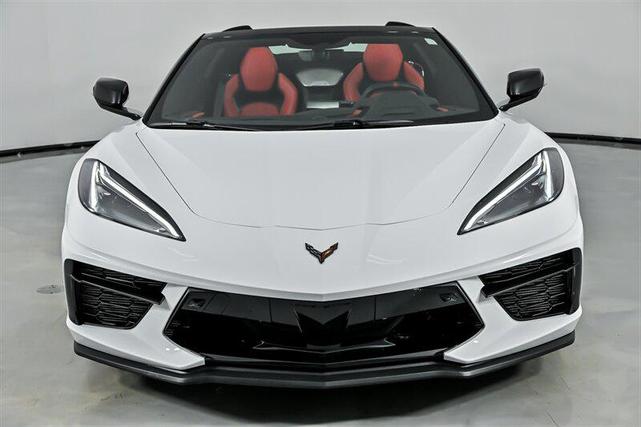 Photo of 2022 Arctic White Chevrolet Corvette