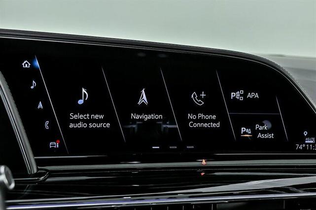 Photo of 2021 Crystal White Tricoat Cadillac Escalade