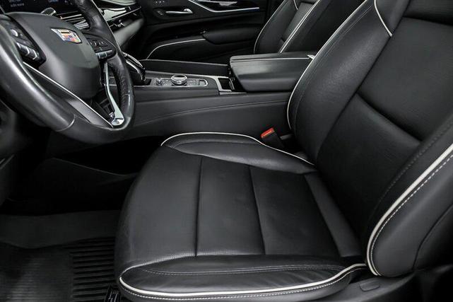 Photo of 2021 Crystal White Tricoat Cadillac Escalade