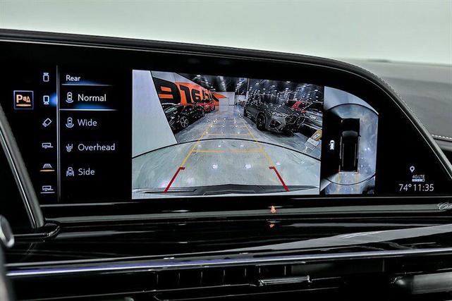 Photo of 2021 Crystal White Tricoat Cadillac Escalade