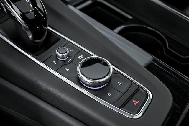 Photo of 2021 Crystal White Tricoat Cadillac Escalade