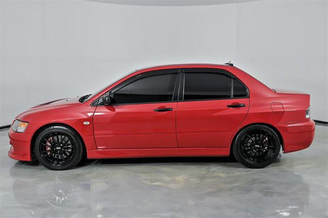 Photo of 2006 Rally Red Mitsubishi Lancer Evolution