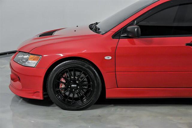 Photo of 2006 Rally Red Mitsubishi Lancer Evolution