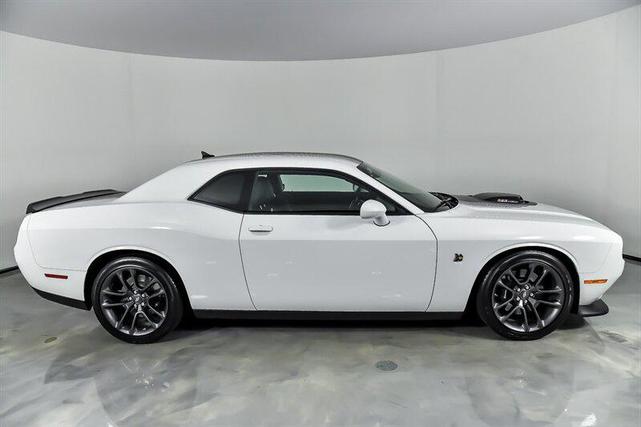 Photo of 2021 White Knuckle Clearcoat Dodge Challenger
