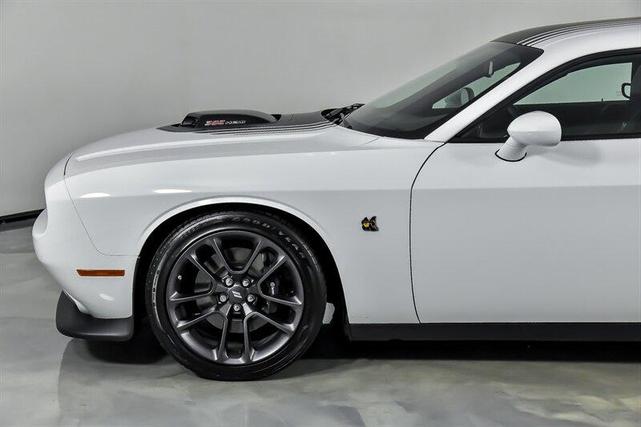 Photo of 2021 White Knuckle Clearcoat Dodge Challenger