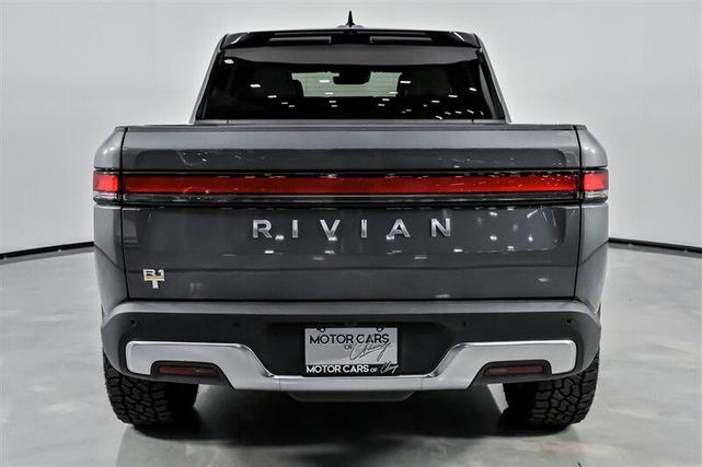 Photo of 2023 El Cap Granite Rivian R1T