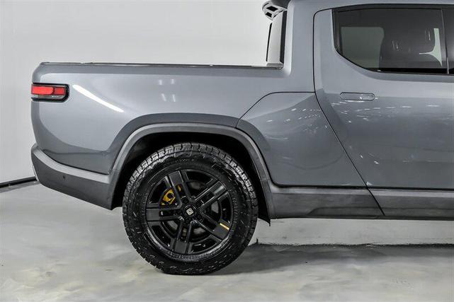 Photo of 2023 El Cap Granite Rivian R1T
