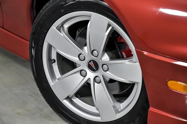 Photo of 2006 Spice Red Metallic Pontiac GTO