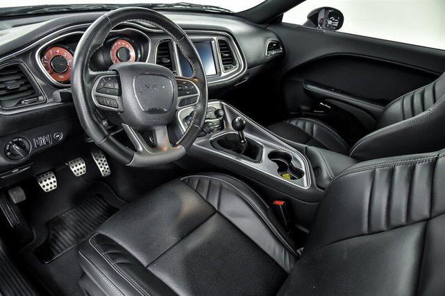 Photo of 2019 Pitch Black Clearcoat Dodge Challenger