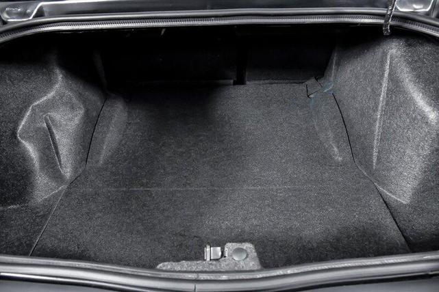 Photo of 2019 Pitch Black Clearcoat Dodge Challenger