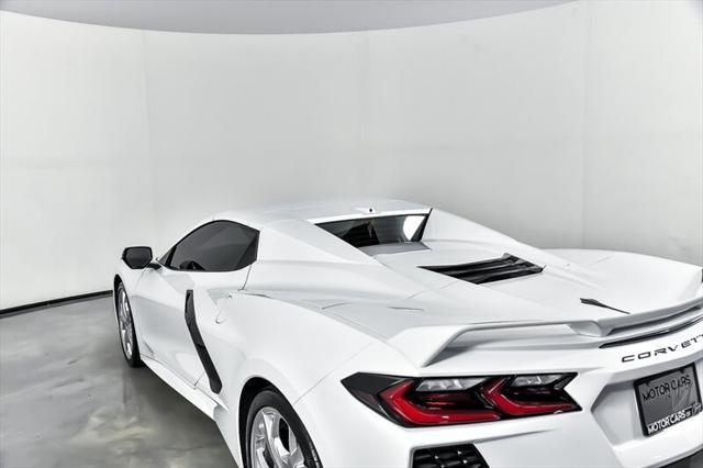 Photo of 2023 Arctic White Chevrolet Corvette