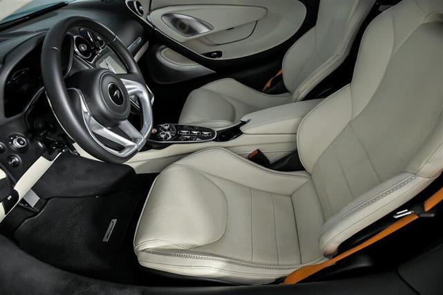 Photo of 2023 Tokyo Cyan McLaren GT