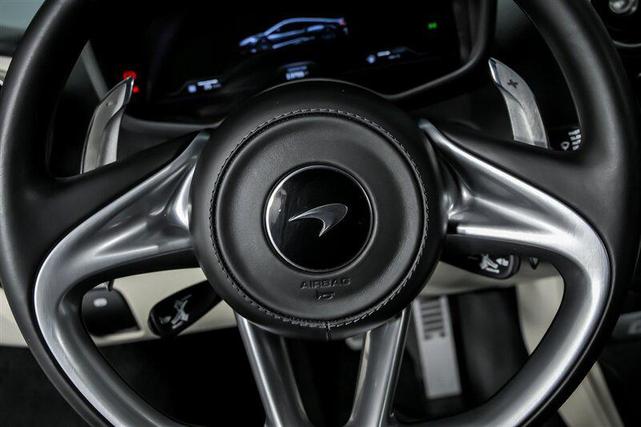 Photo of 2023 Tokyo Cyan McLaren GT