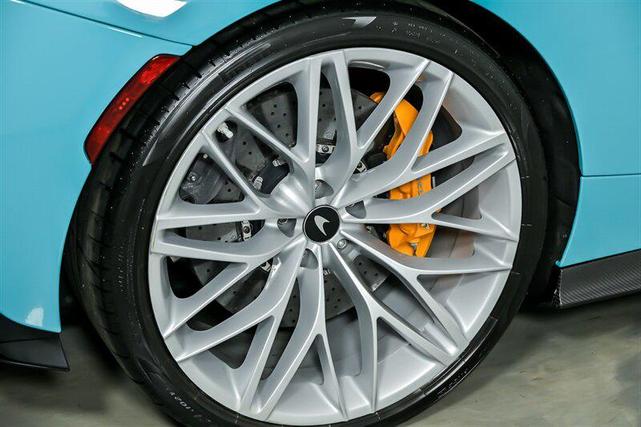 Photo of 2023 Tokyo Cyan McLaren GT