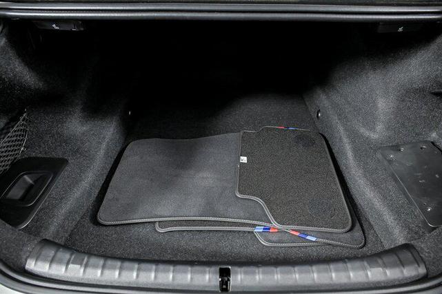 Photo of 2021 Donington Grey Metallic BMW M5