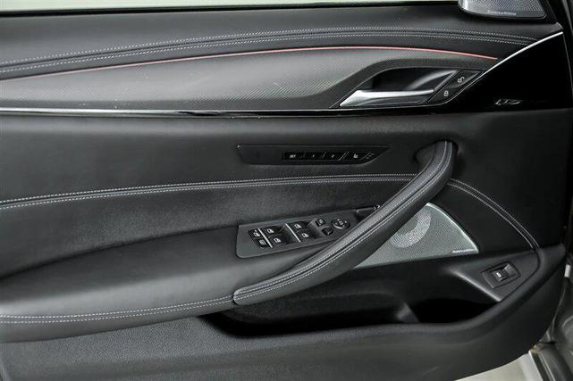 Photo of 2021 Donington Grey Metallic BMW M5