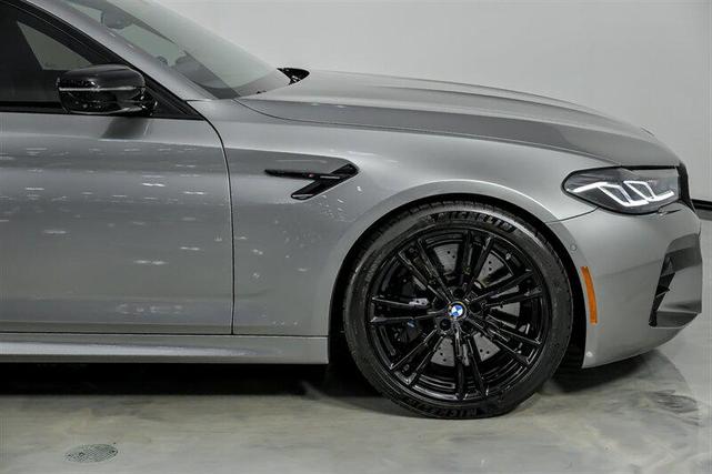 Photo of 2021 Donington Grey Metallic BMW M5