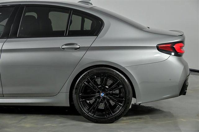 Photo of 2021 Donington Grey Metallic BMW M5