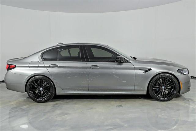 Photo of 2021 Donington Grey Metallic BMW M5