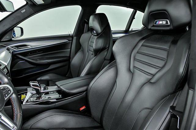 Photo of 2019 Black Sapphire Metallic BMW M5