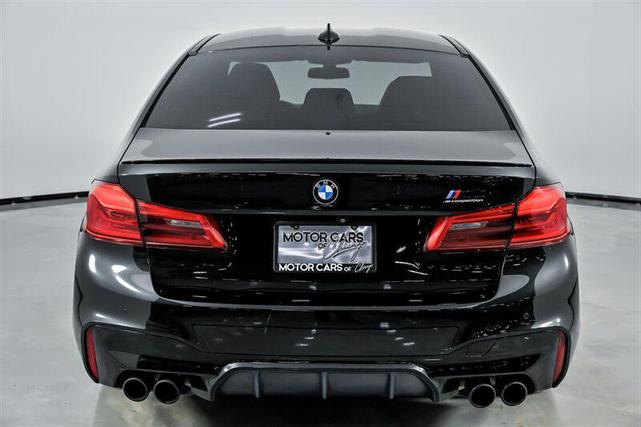 Photo of 2019 Black Sapphire Metallic BMW M5