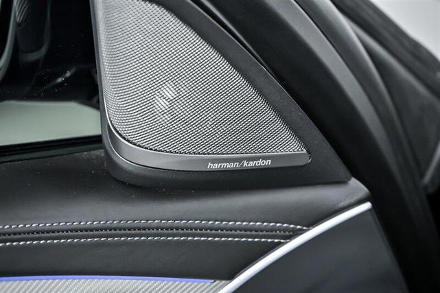 Photo of 2019 Black Sapphire Metallic BMW M5