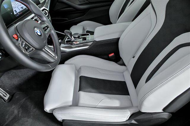 Photo of 2024 Tanzanite Blue II Metallic BMW M4