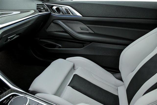 Photo of 2024 Tanzanite Blue II Metallic BMW M4