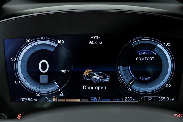 Photo of 2015 Crystal White Pearl Metallic w/ BMW i Frozen Blue Accent BMW i8