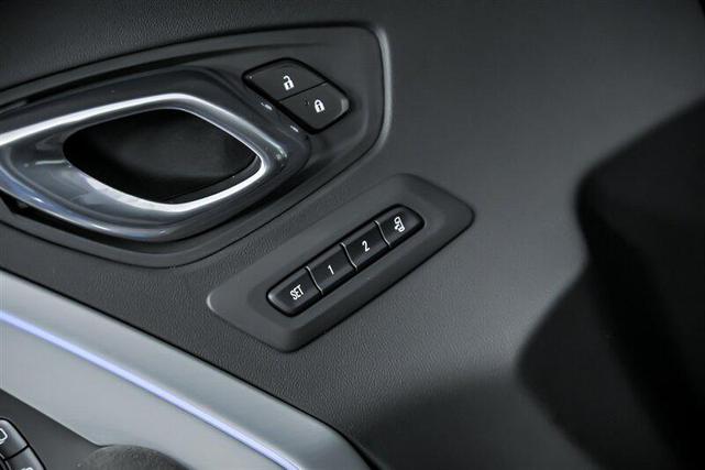 Photo of 2020 Riverside Blue Metallic Chevrolet Camaro