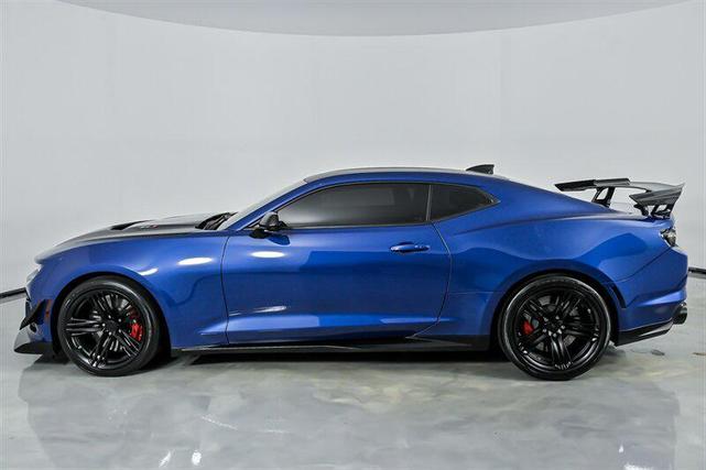 Photo of 2020 Riverside Blue Metallic Chevrolet Camaro
