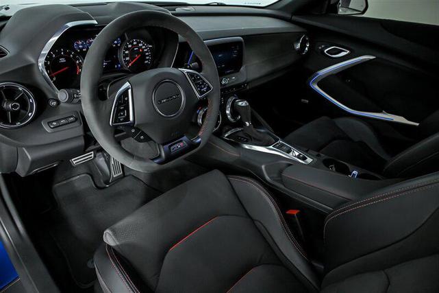 Photo of 2020 Riverside Blue Metallic Chevrolet Camaro