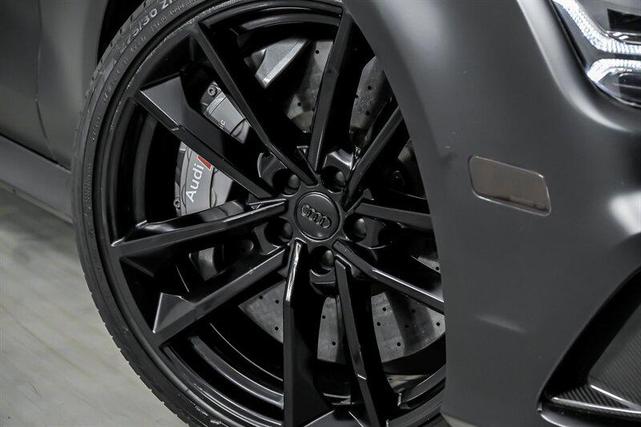 Photo of 2017 Black Audi RS 7