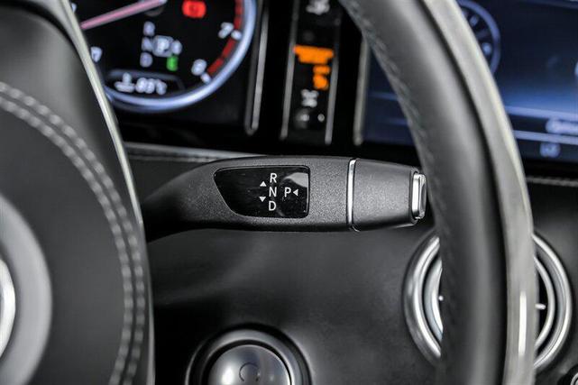 Photo of 2016 designo Diamond White Metallic Mercedes-Benz S-Class