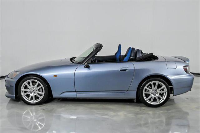 Photo of 2004 Suzuka Blue Metallic Honda S2000