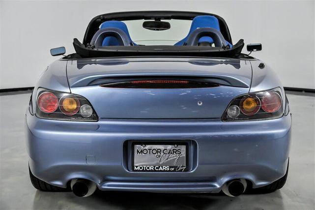Photo of 2004 Suzuka Blue Metallic Honda S2000
