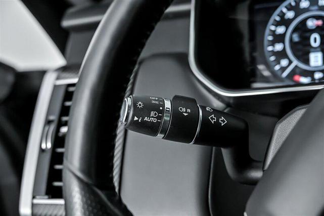 Photo of 2022 Santorini Black Metallic Land Rover Range Rover Sport