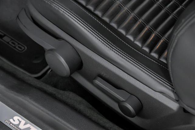 Photo of 2013 Black Ford Shelby GT500