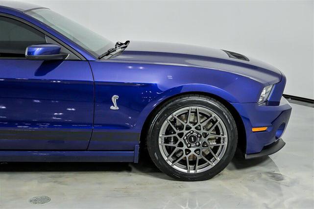 Photo of 2013 Black Ford Shelby GT500
