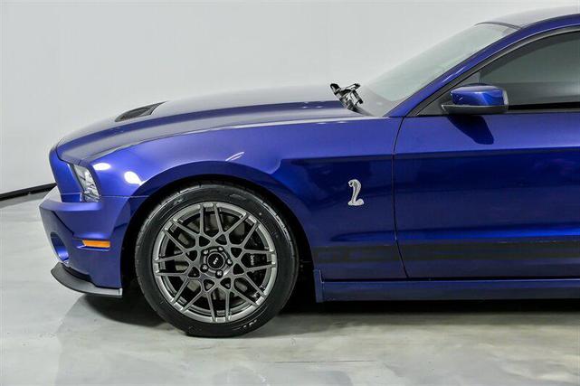 Photo of 2013 Black Ford Shelby GT500