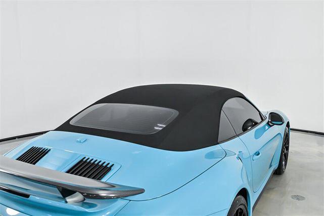 Photo of 2019 Miami Blue Metallic Porsche 911
