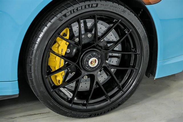 Photo of 2019 Miami Blue Metallic Porsche 911