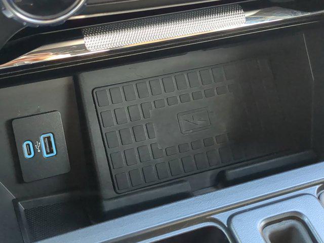 Photo of 2022 Oxford White Ford F-150