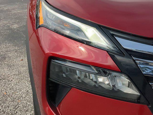 Photo of 2024 Scarlet Ember Tintcoat Nissan Rogue