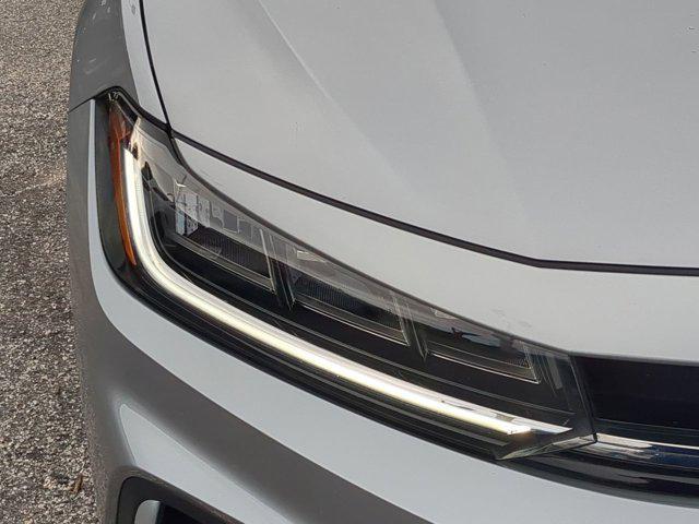 Photo of 2025 Pyrite Silver Metallic Volkswagen Jetta