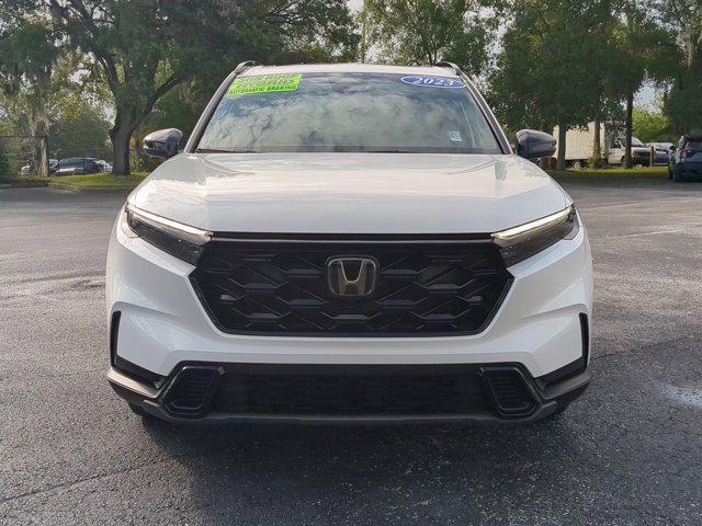 Photo of 2023 Platinum White Pearl Honda CR-V Hybrid
