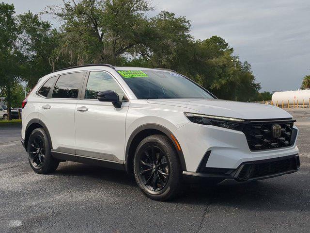 Photo of 2023 Platinum White Pearl Honda CR-V Hybrid