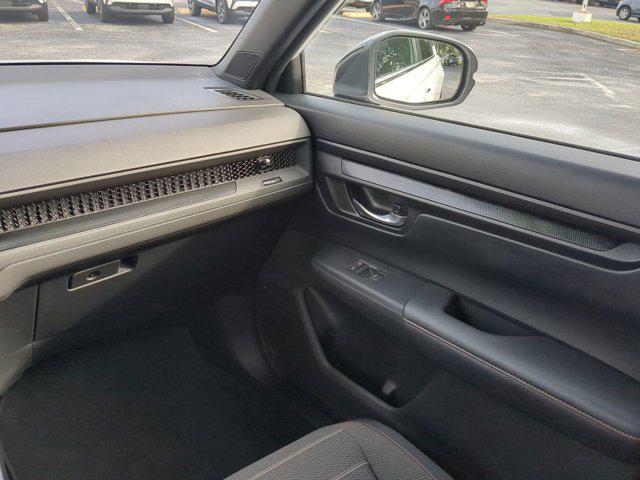 Photo of 2023 Platinum White Pearl Honda CR-V Hybrid